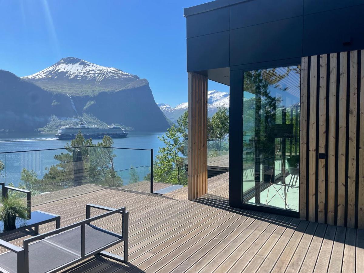 Villa Kristina / Andalsnes Torvik Luaran gambar