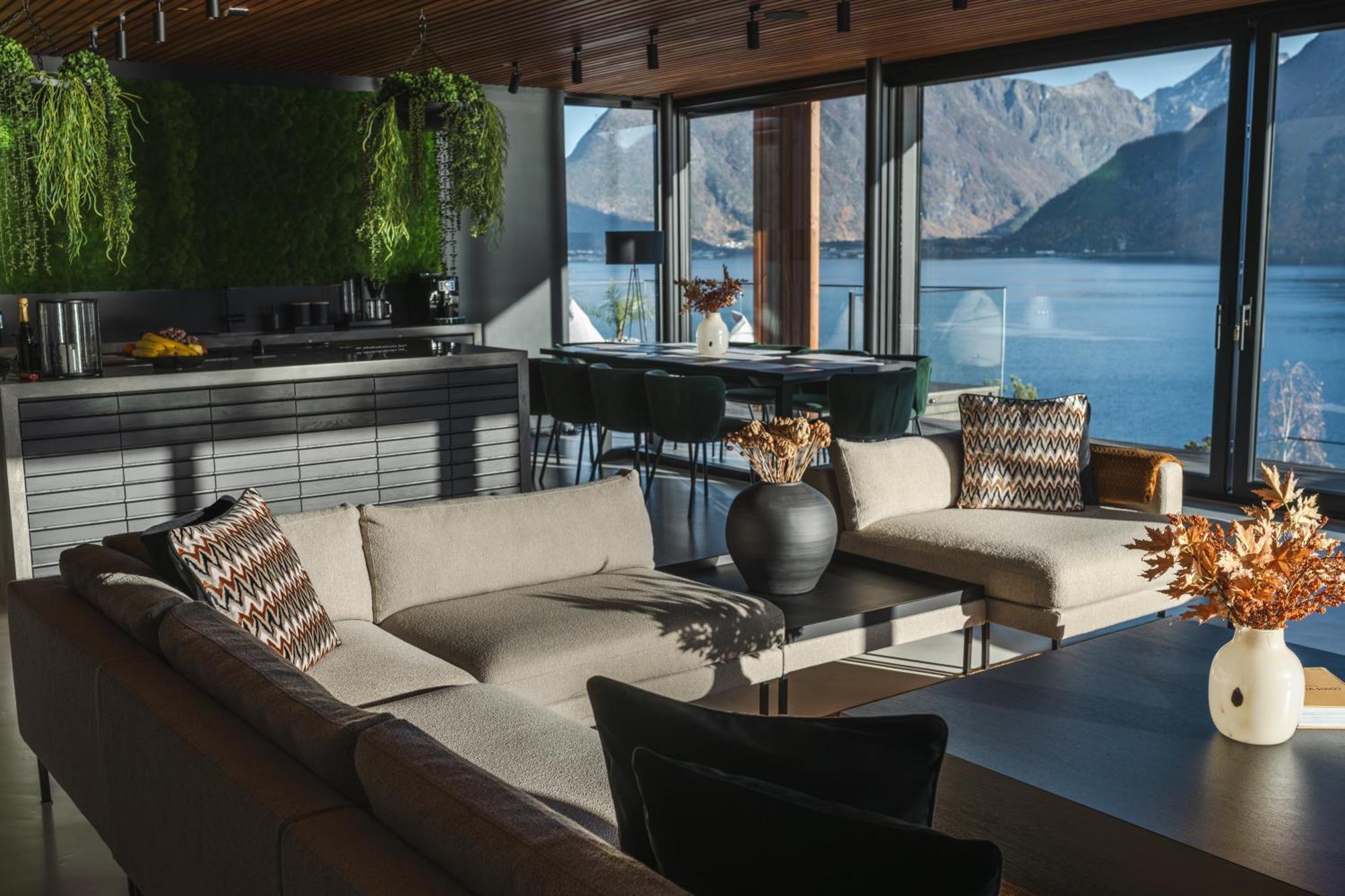 Villa Kristina / Andalsnes Torvik Luaran gambar