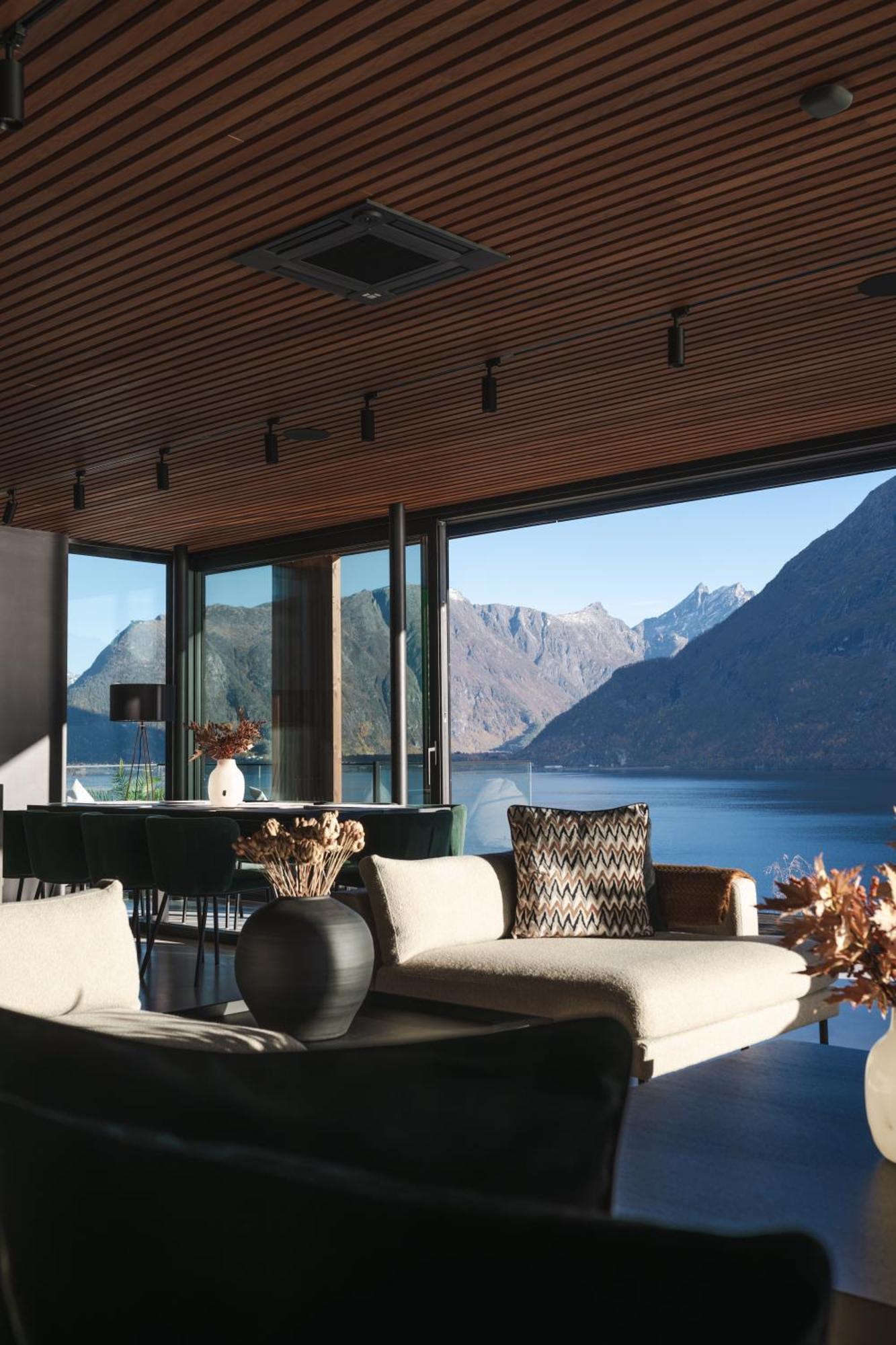 Villa Kristina / Andalsnes Torvik Luaran gambar